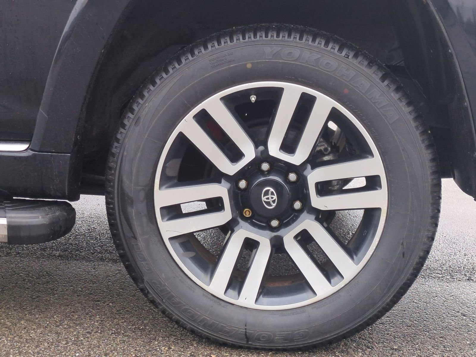 Thumbnail: 2015 Toyota 4Runner - 14