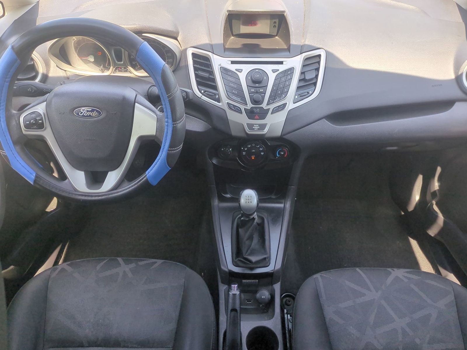 Thumbnail: 2011 Ford Fiesta - 15