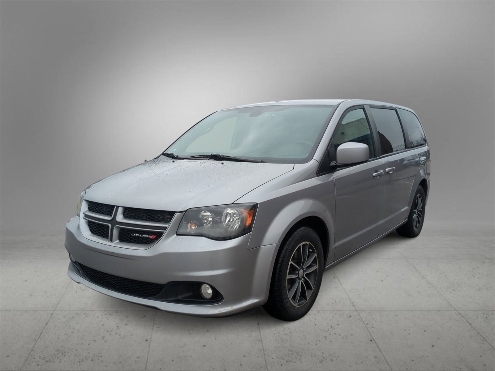 Thumbnail: 2018 Dodge Grand Caravan - 4