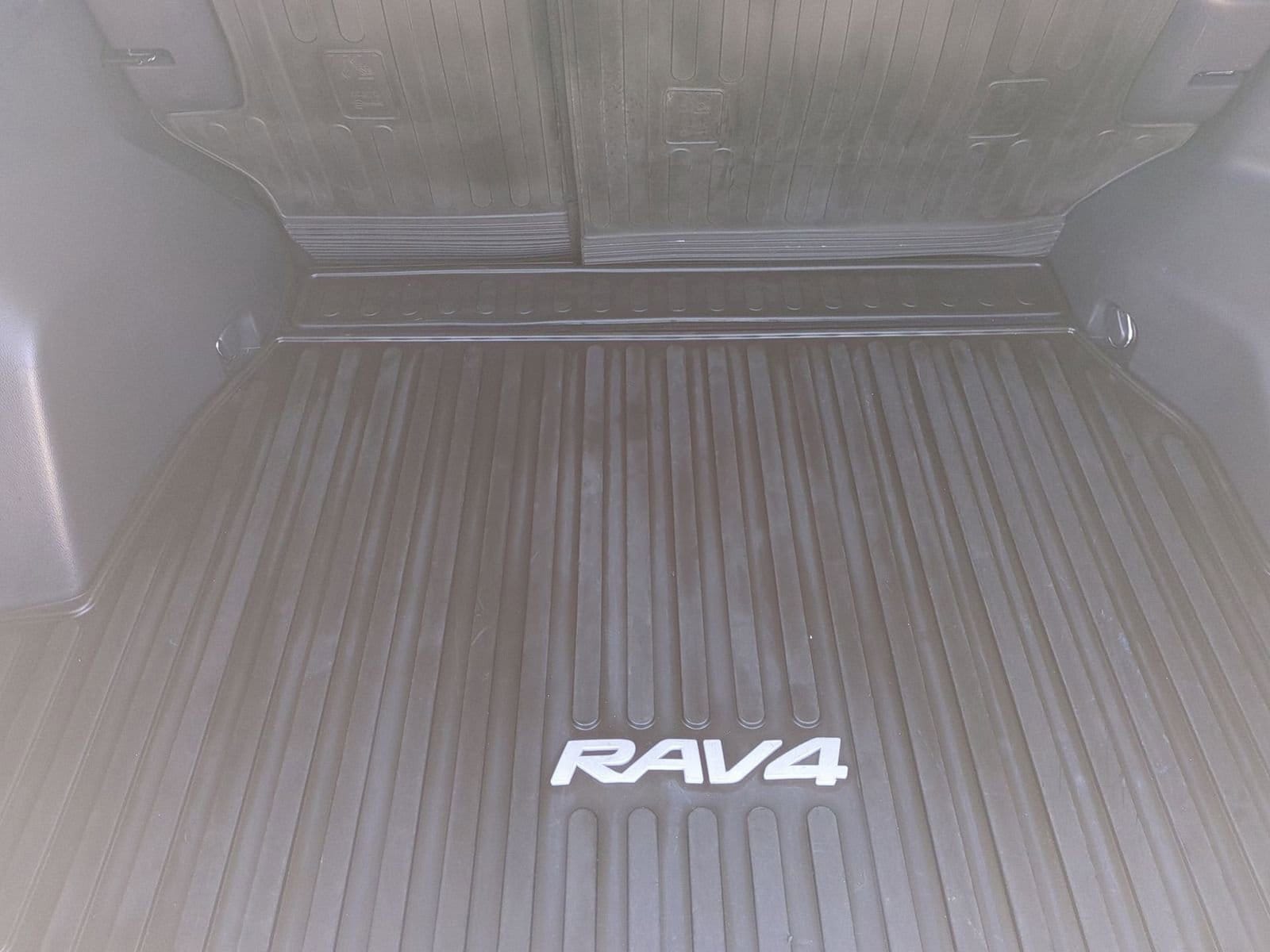 Thumbnail: 2022 Toyota RAV4 - 34