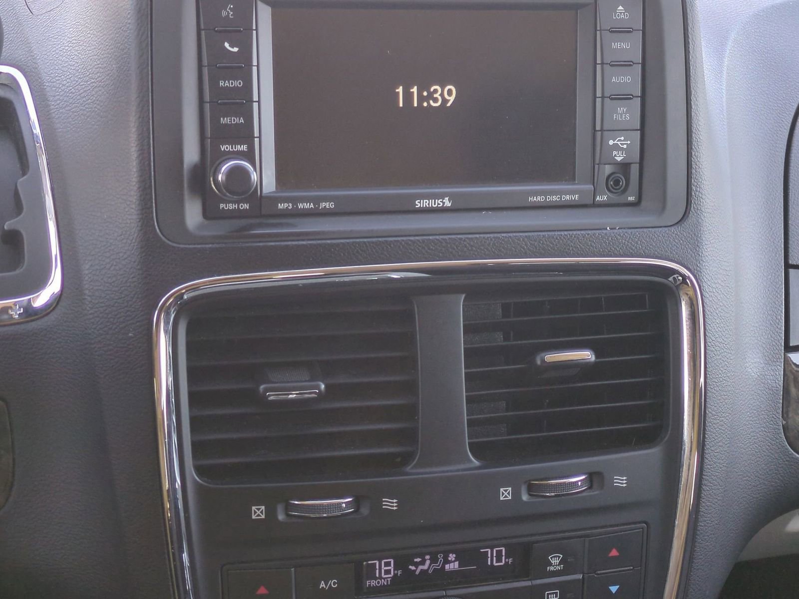 Thumbnail: 2011 Dodge Grand Caravan - 26