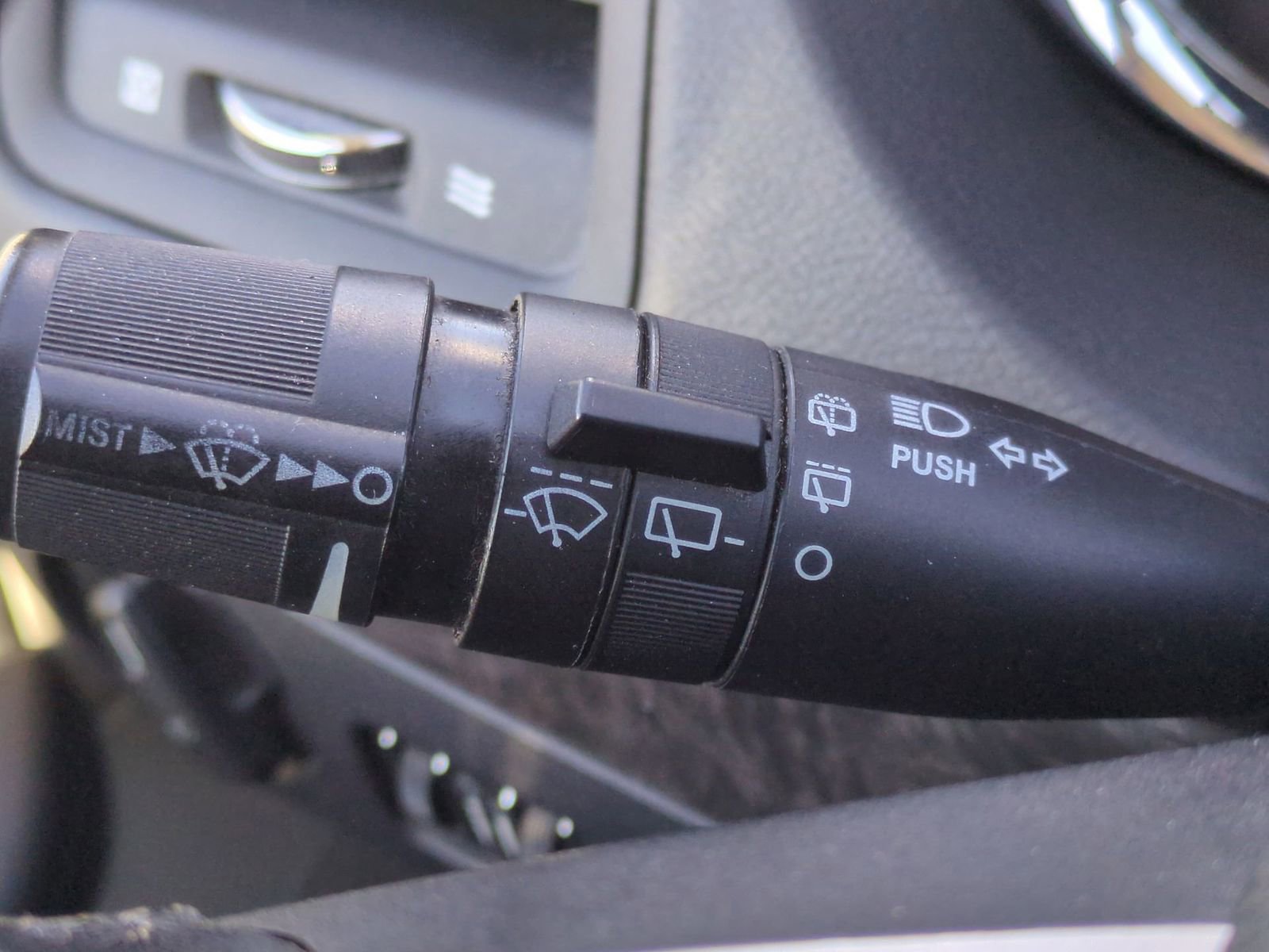 Thumbnail: 2011 Dodge Grand Caravan - 24