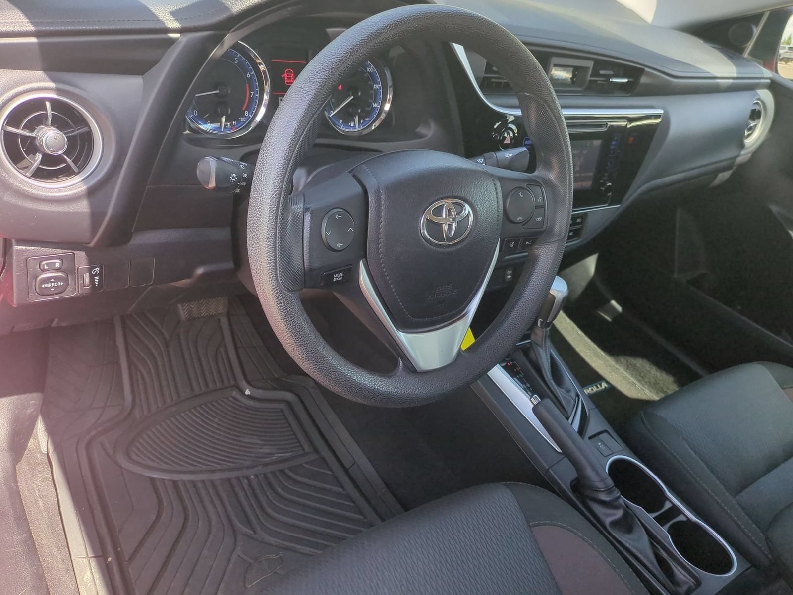 Thumbnail: 2018 Toyota Corolla - 10