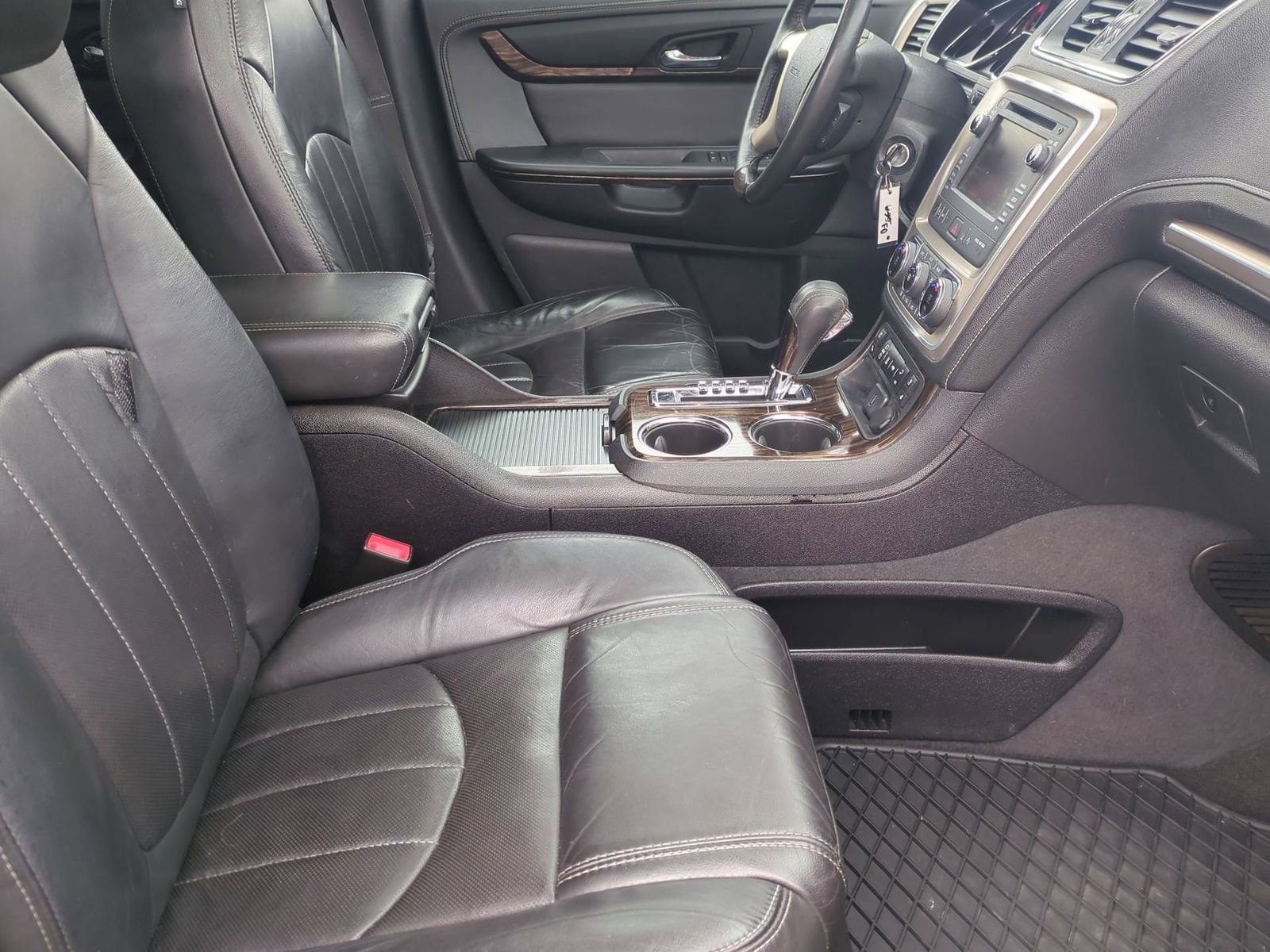 Thumbnail: 2015 GMC Acadia - 23