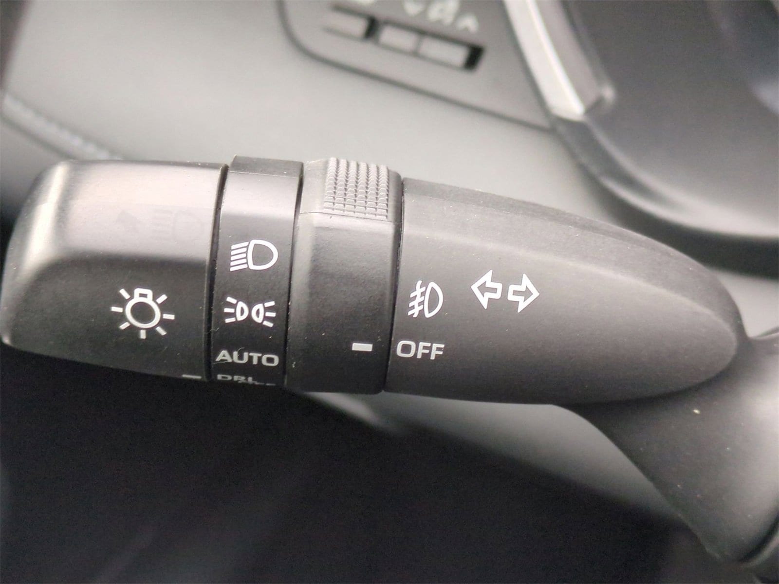 Thumbnail: 2022 Toyota Highlander - 29