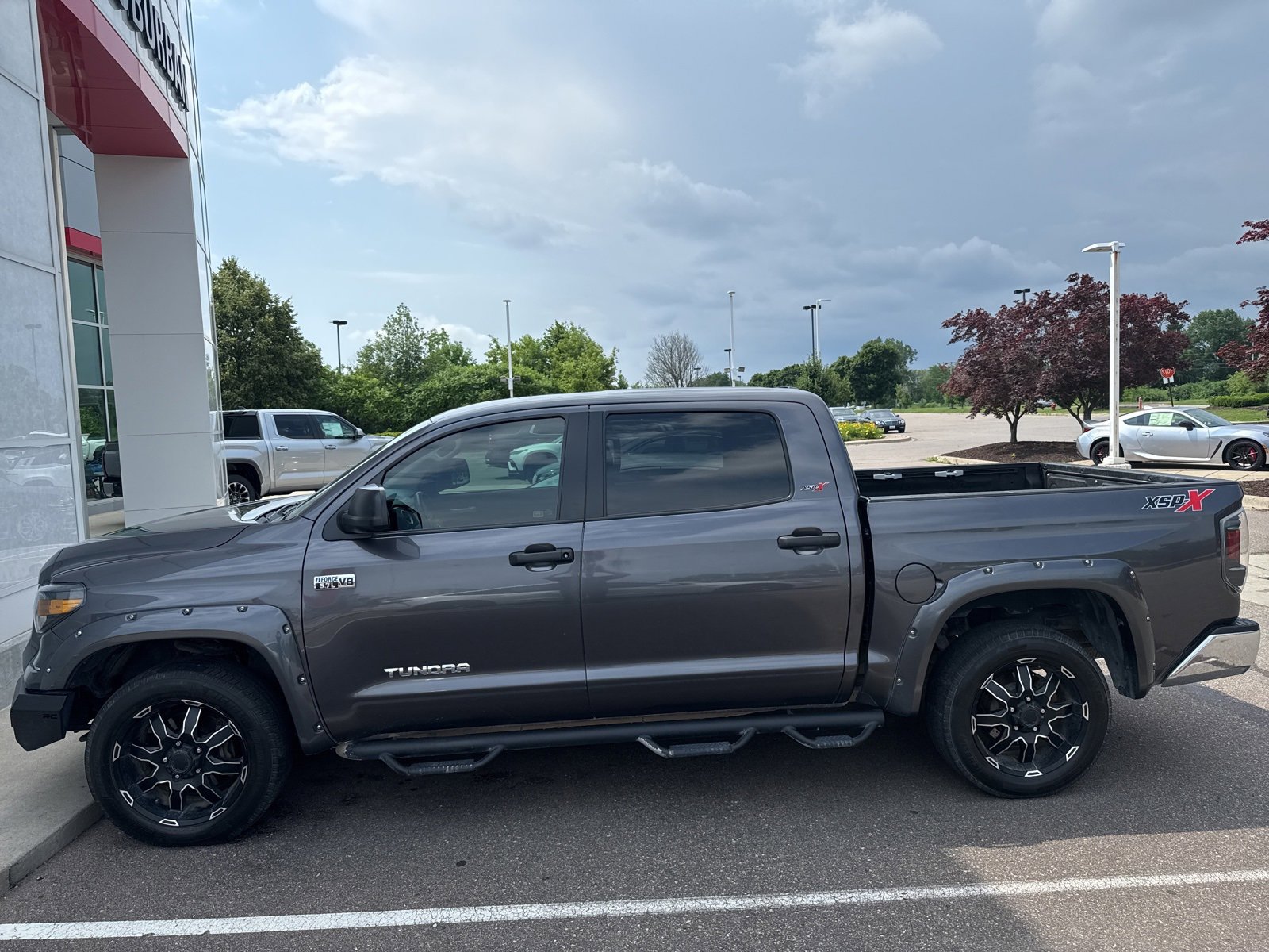 Thumbnail: 2015 Toyota Tundra - 2