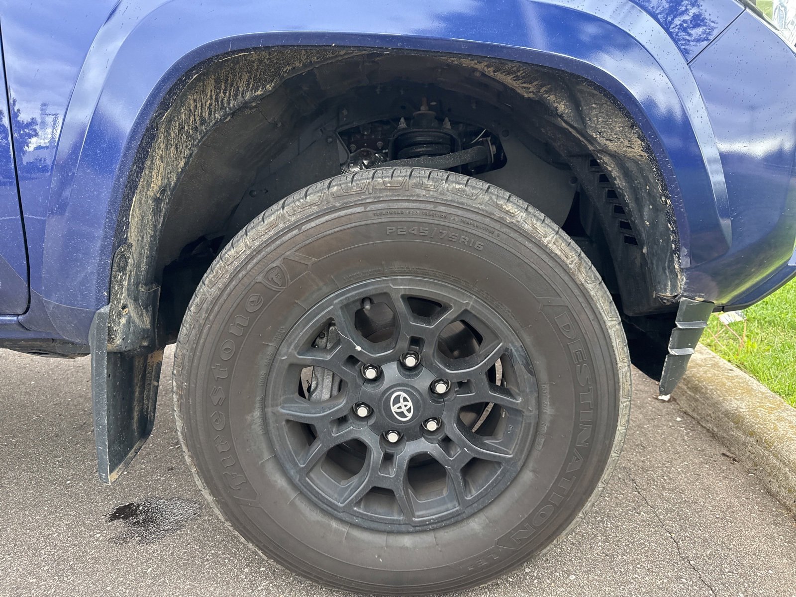 Thumbnail: 2022 Toyota Tacoma - 6