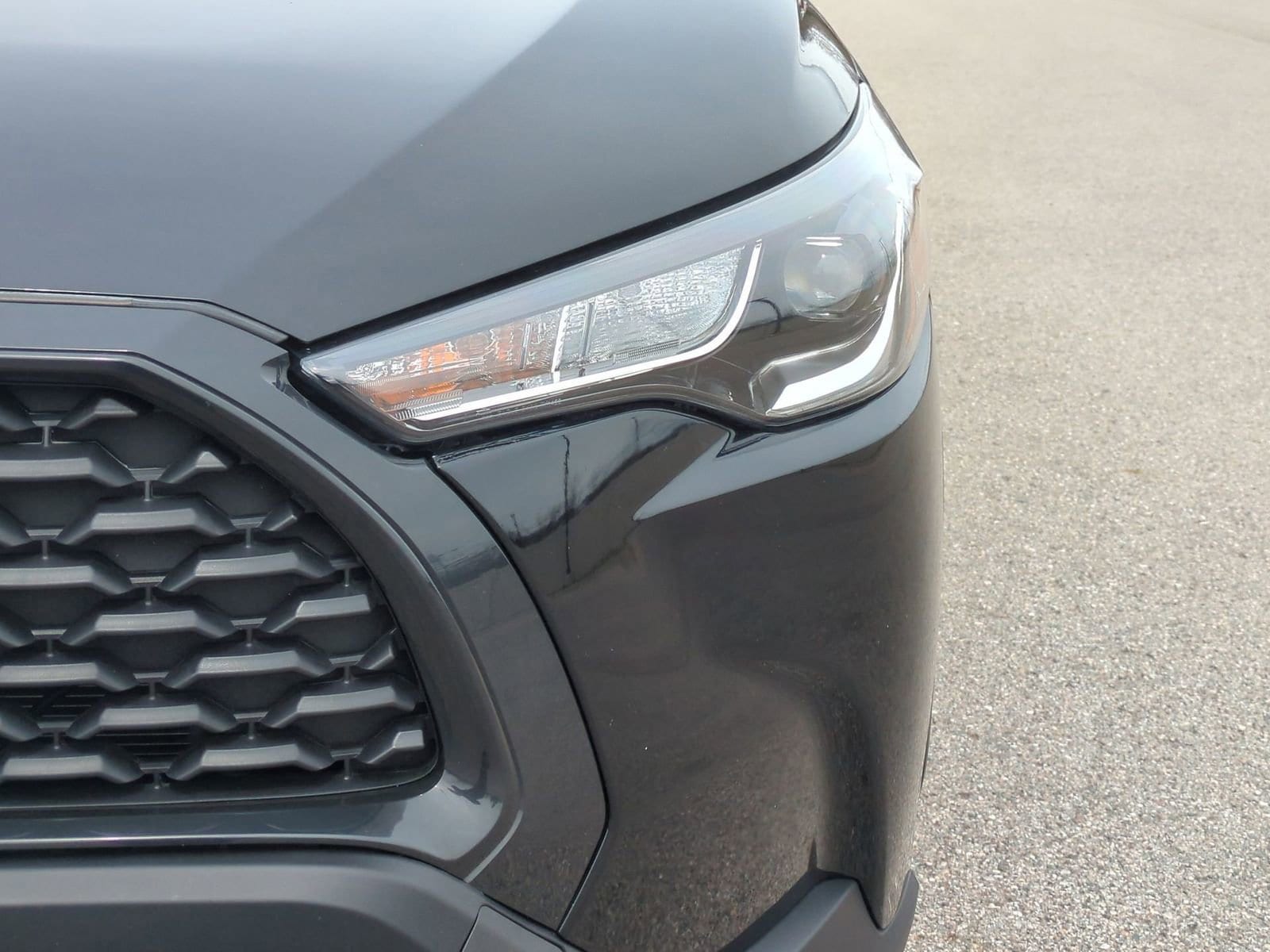 Thumbnail: 2025 Toyota Corolla Cross - 11
