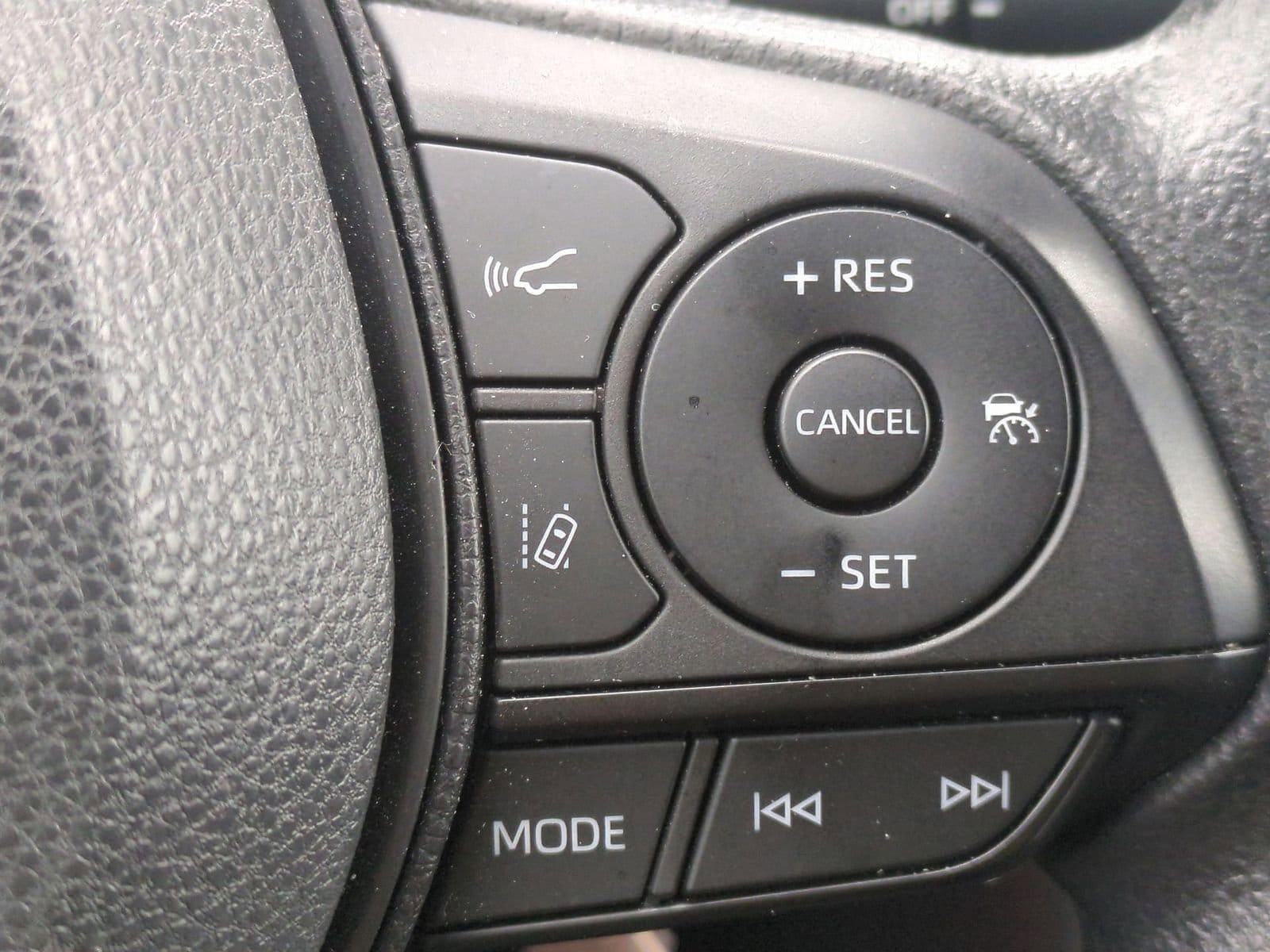 Thumbnail: 2023 Toyota RAV4 - 23