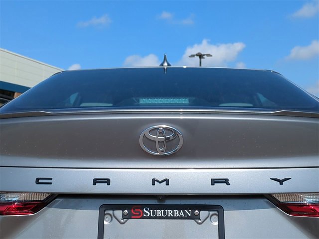 2025 Toyota Camry SE 13