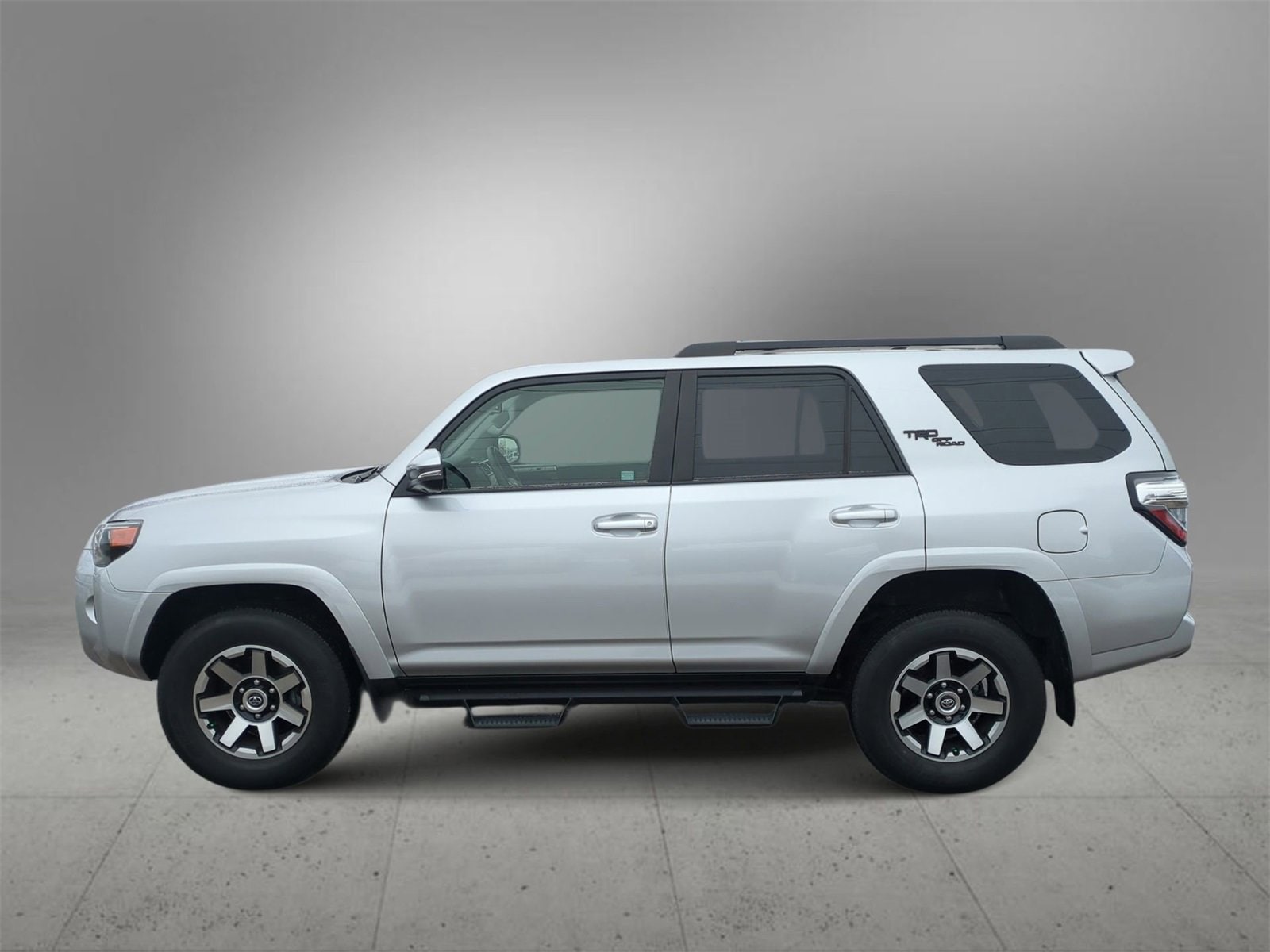 Thumbnail: 2022 Toyota 4Runner - 5