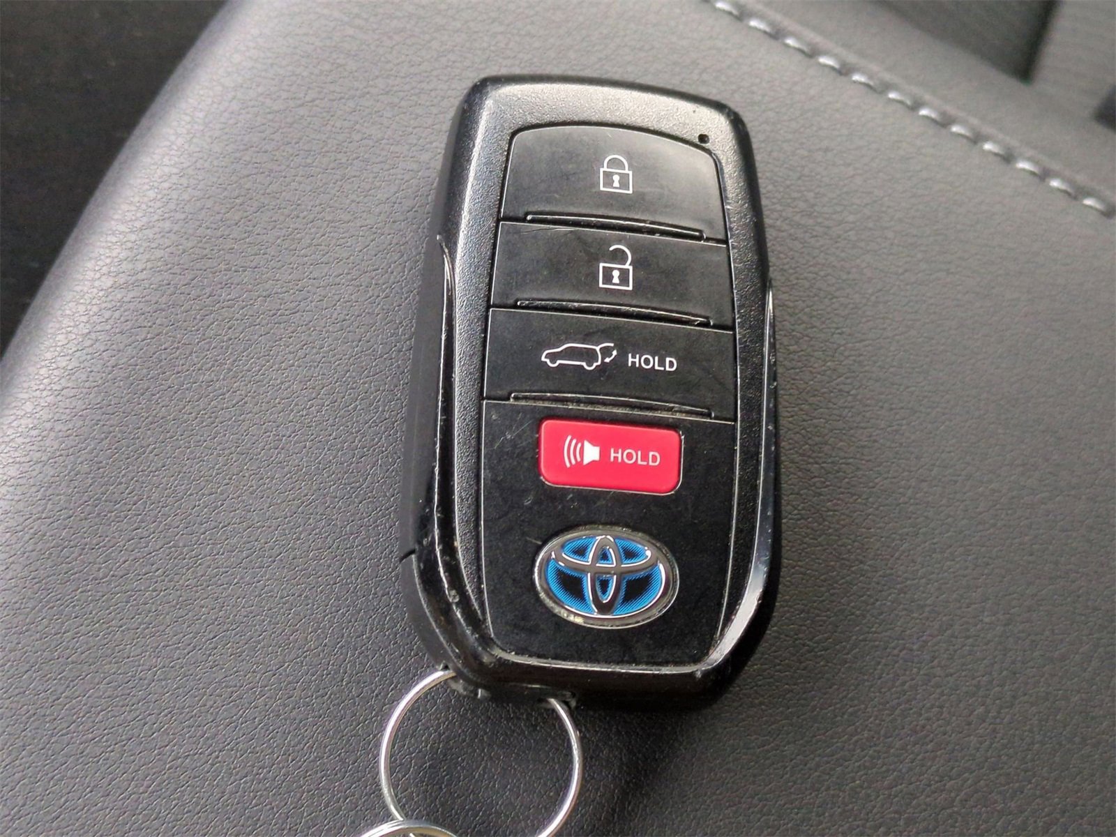 Thumbnail: 2021 Toyota Venza - 33