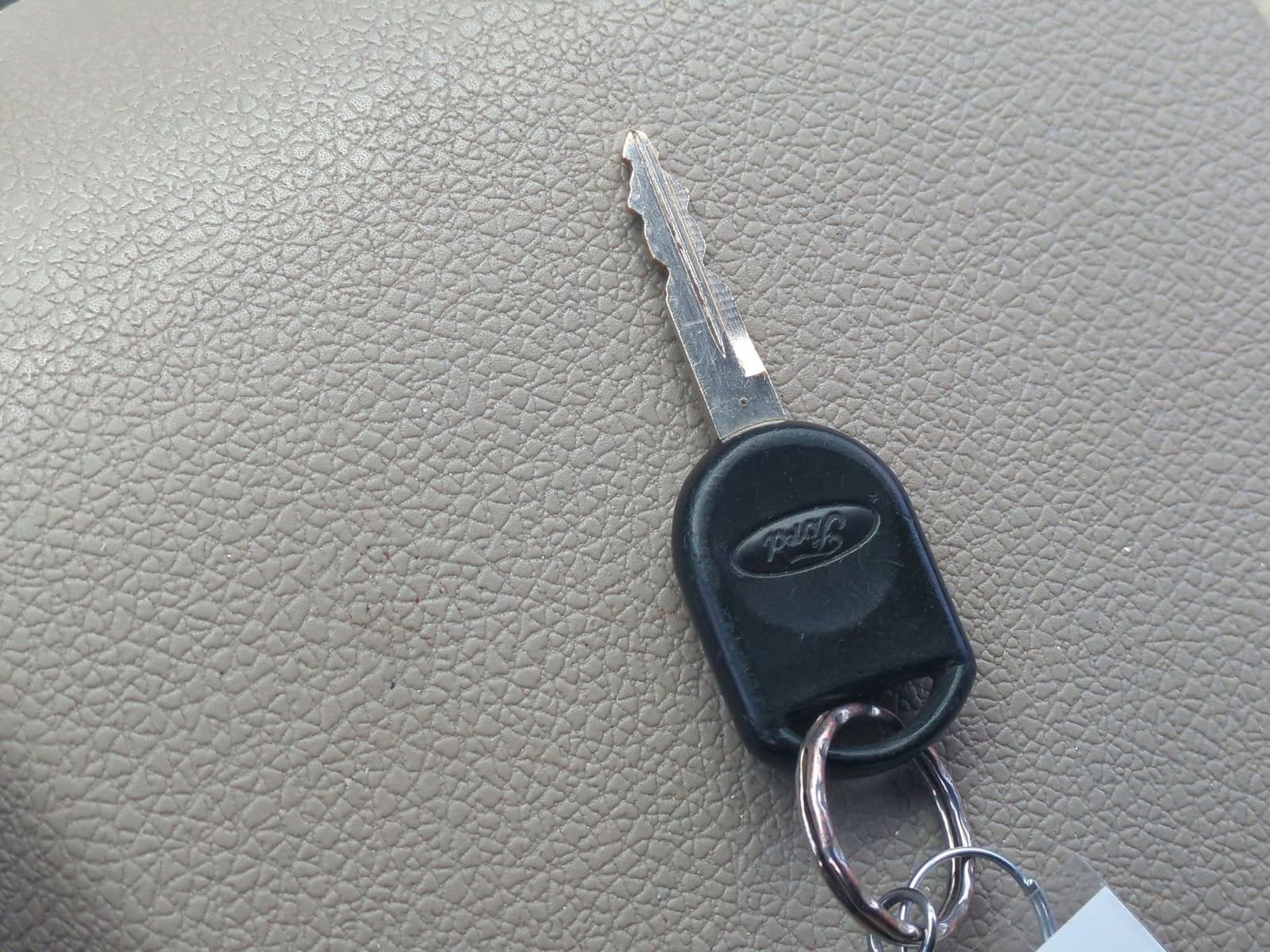 Thumbnail: 2008 Ford Explorer - 33