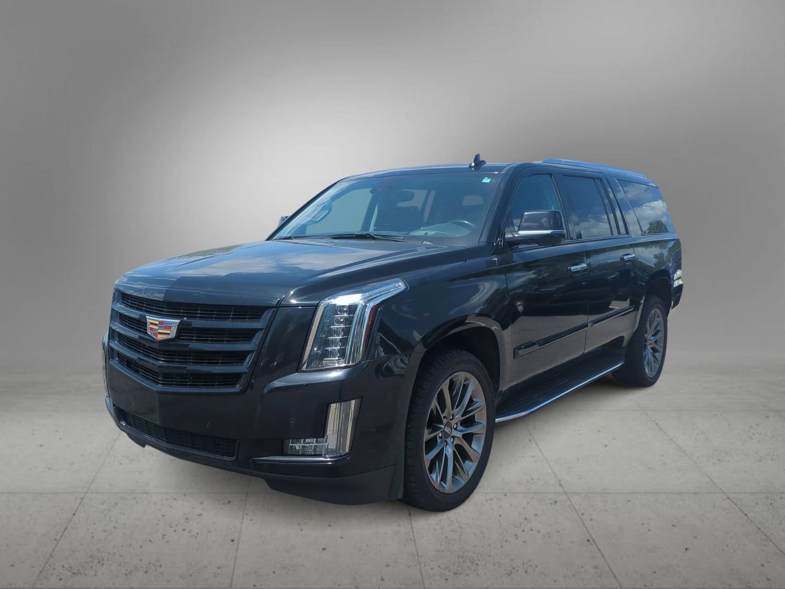 Thumbnail: 2019 Cadillac Escalade - 4