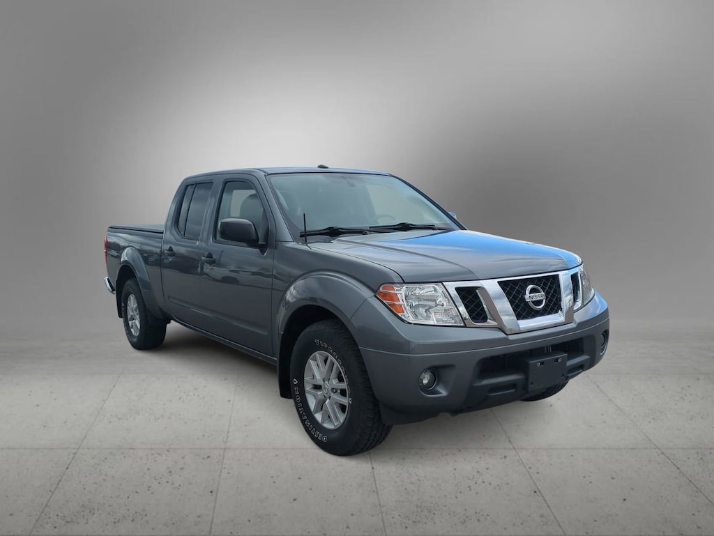 Used 2018 Nissan Frontier SV Truck Crew Cab