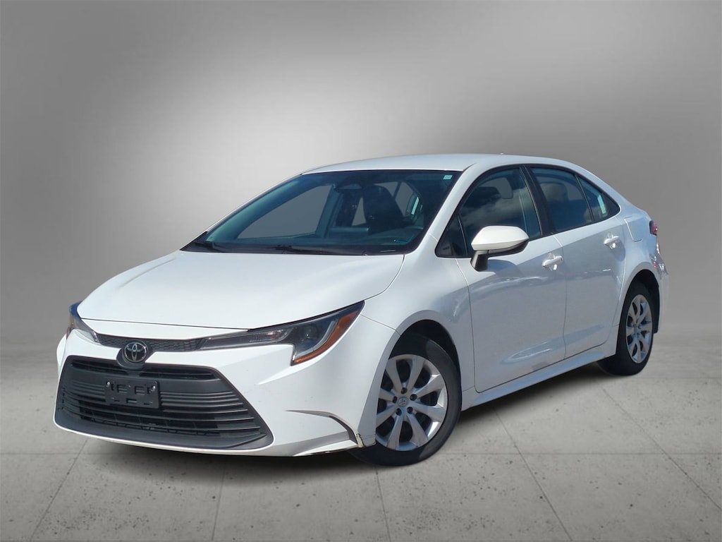 Used 2023 Toyota Corolla LE Sedan
