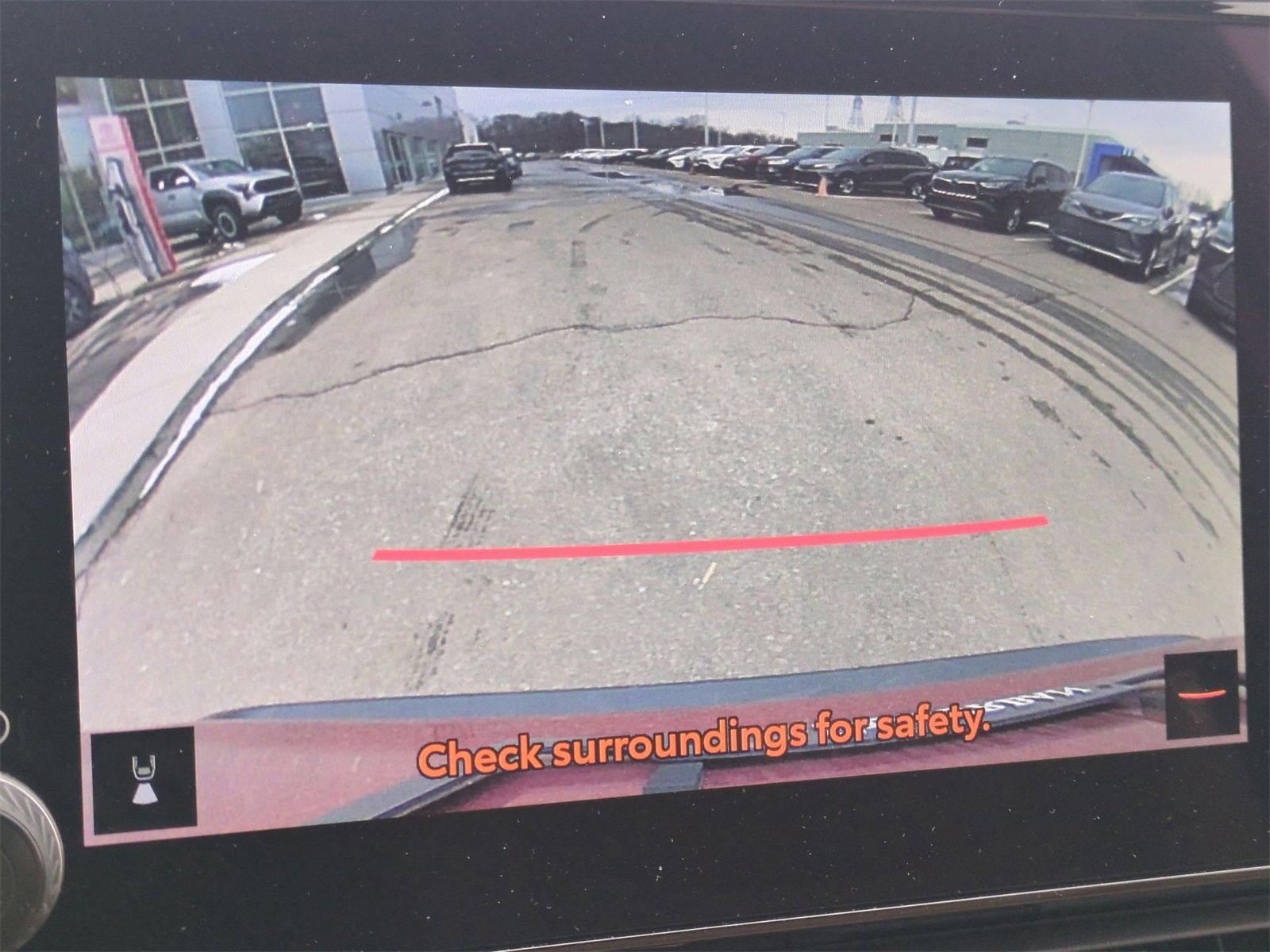 Thumbnail: 2025 Toyota RAV4 - 28