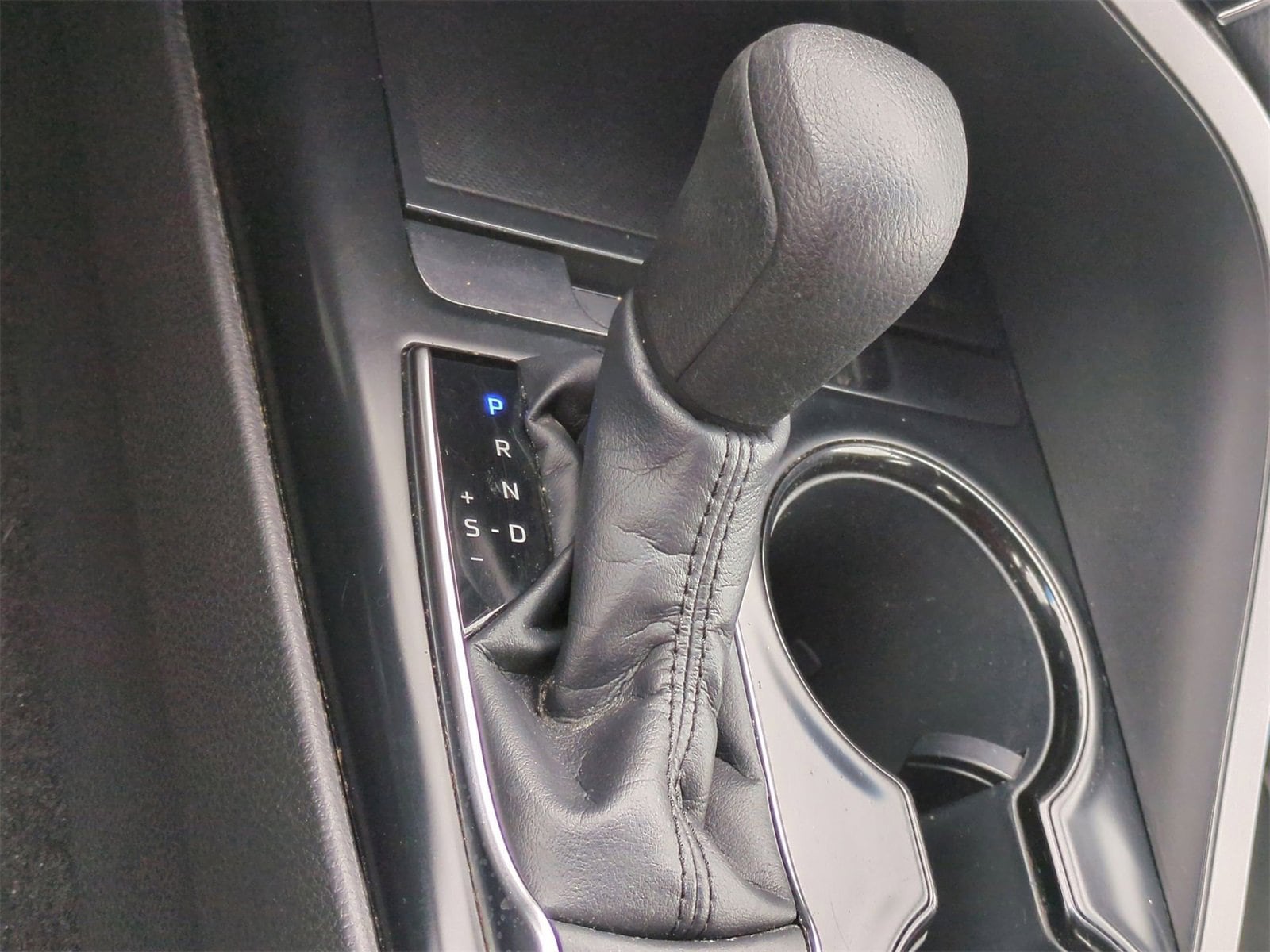 2018 Toyota Camry L 30