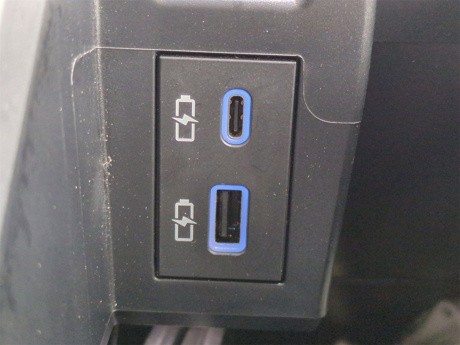 Thumbnail: 2021 Toyota Sienna - 34