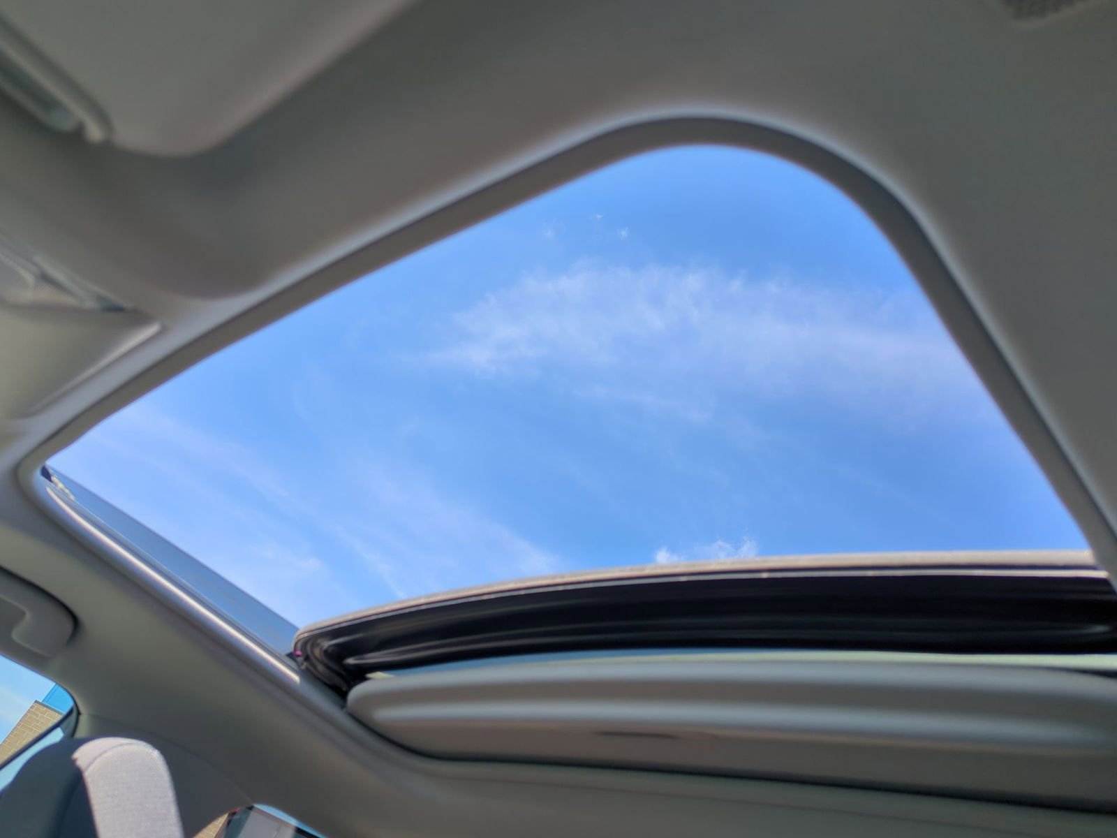 Thumbnail: 2023 Toyota RAV4 - 19