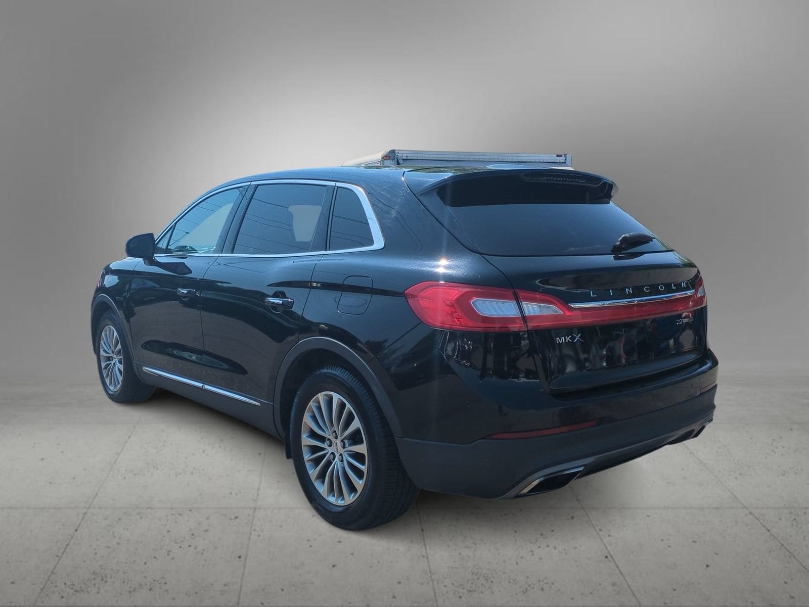 Thumbnail: 2016 Lincoln MKX - 6