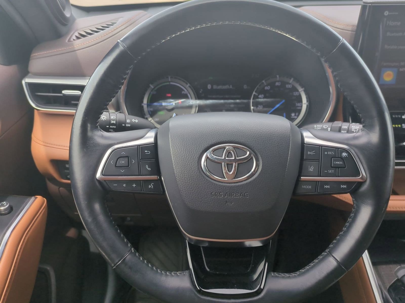 Thumbnail: 2021 Toyota Highlander - 24
