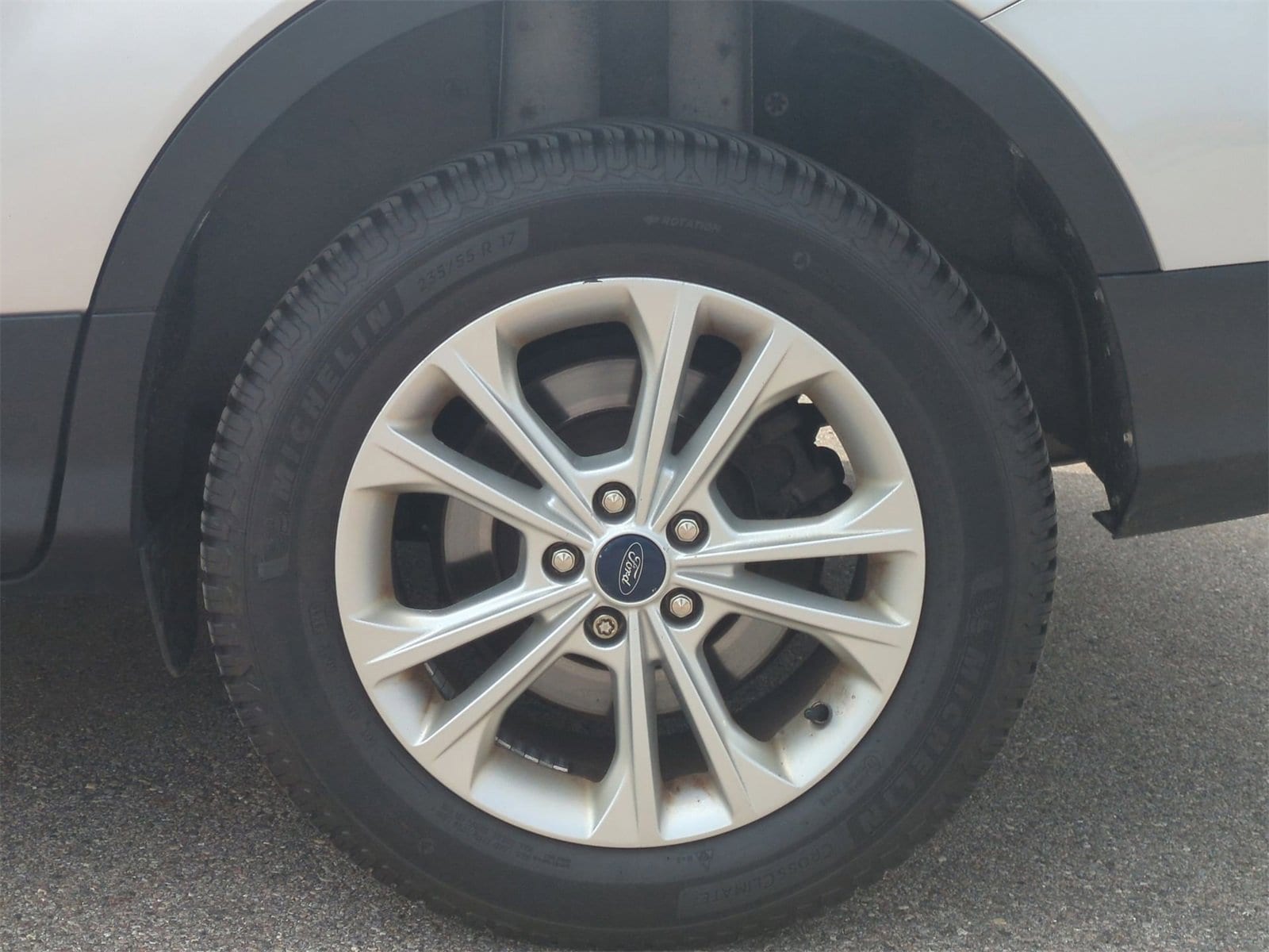Thumbnail: 2017 Ford Escape - 14