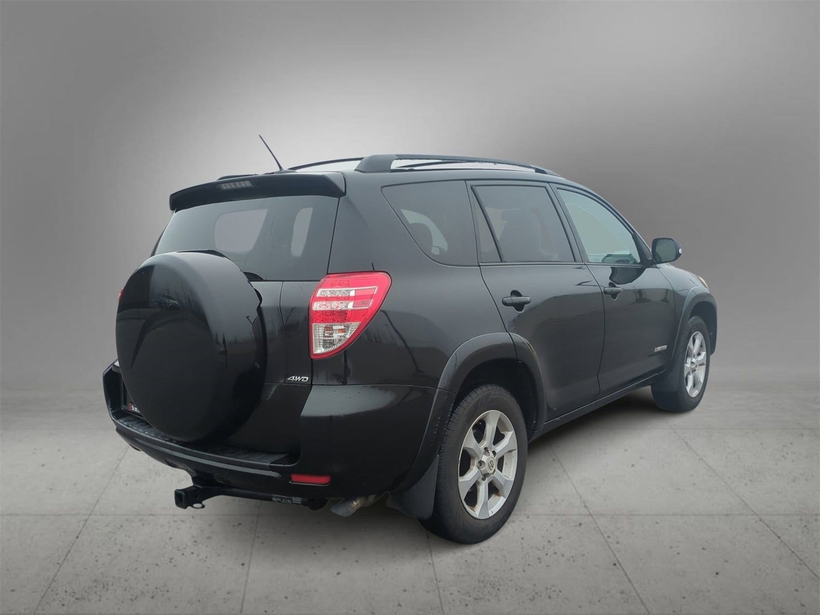Thumbnail: 2011 Toyota RAV4 - 8