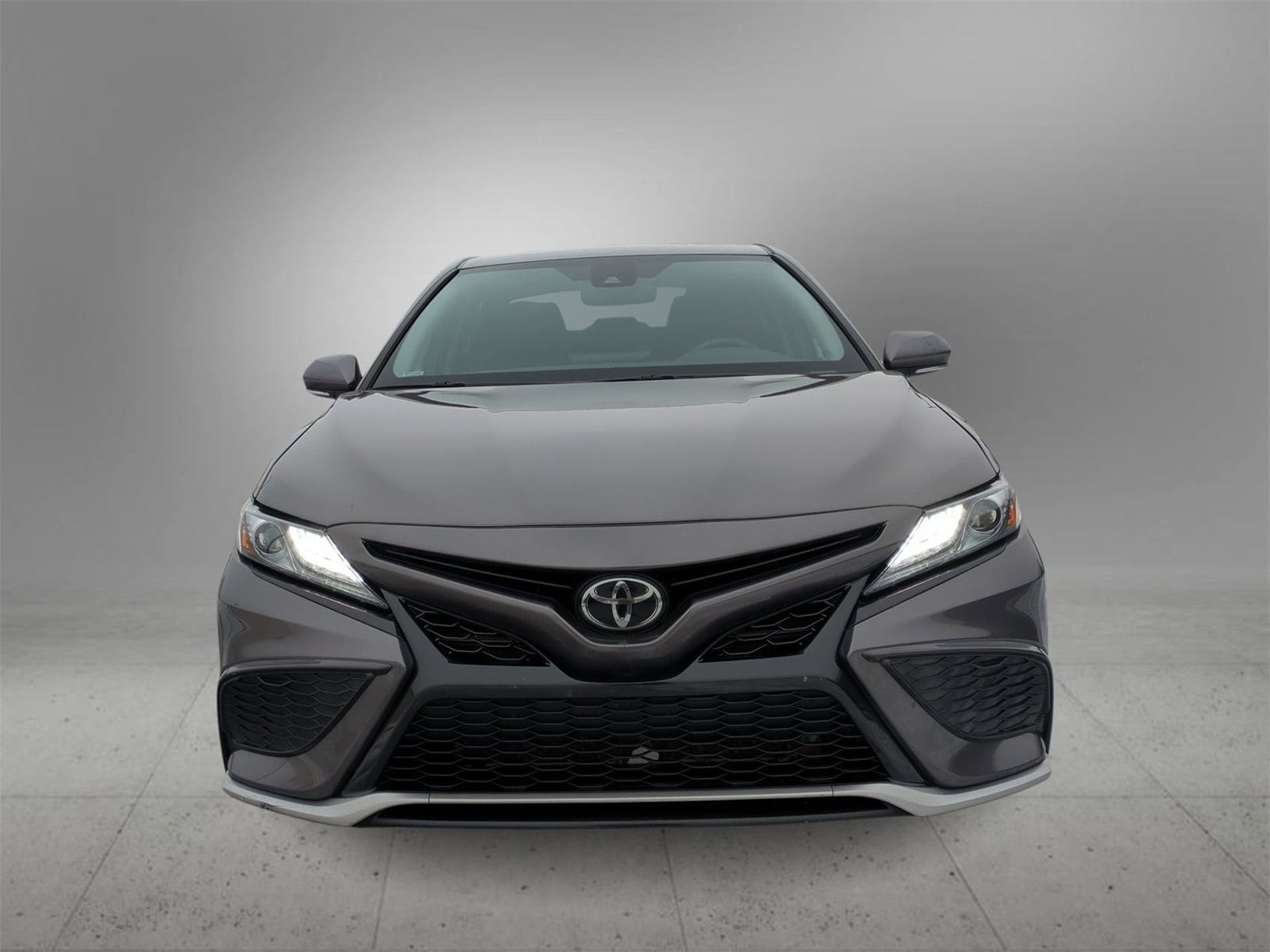 Thumbnail: 2022 Toyota Camry - 3