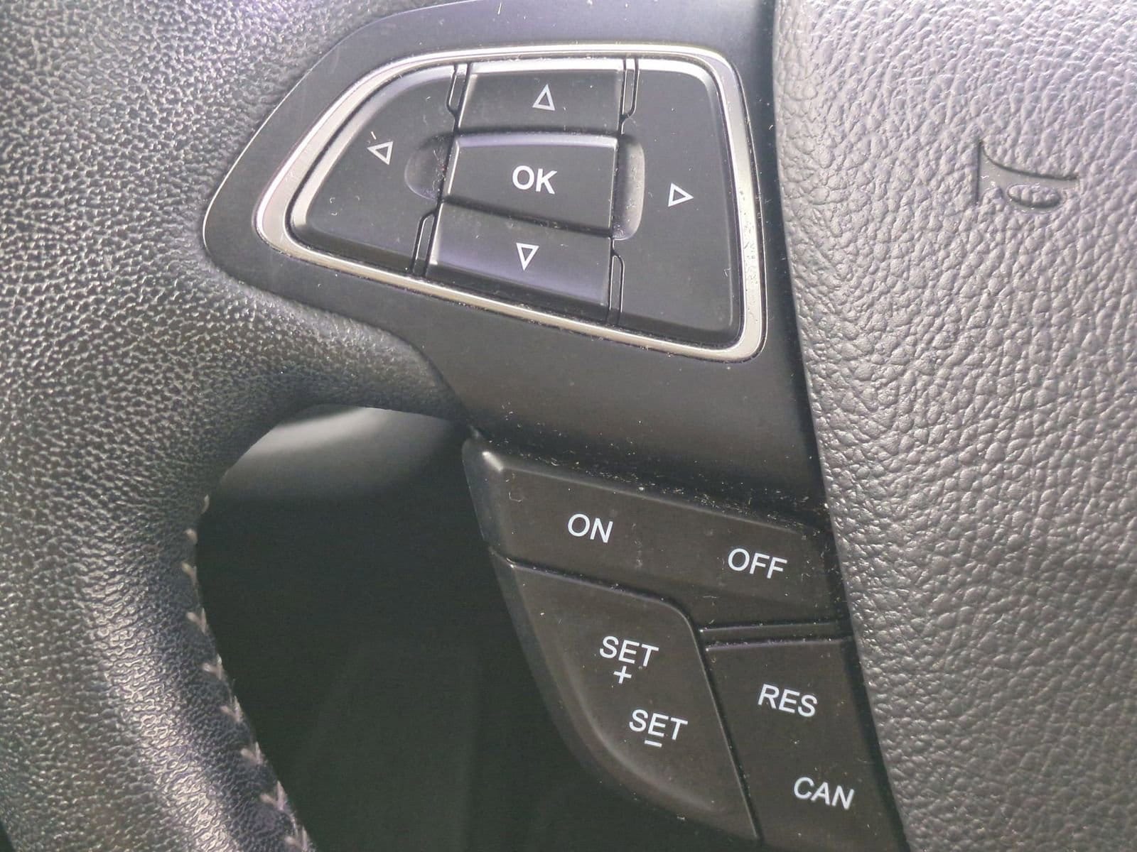 Thumbnail: 2017 Ford Escape - 25