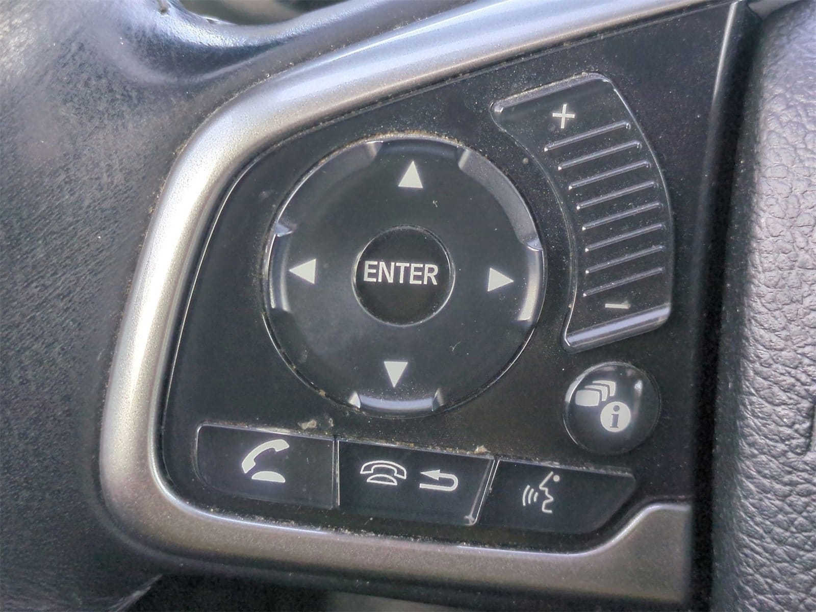 Thumbnail: 2018 Honda CR-V - 25