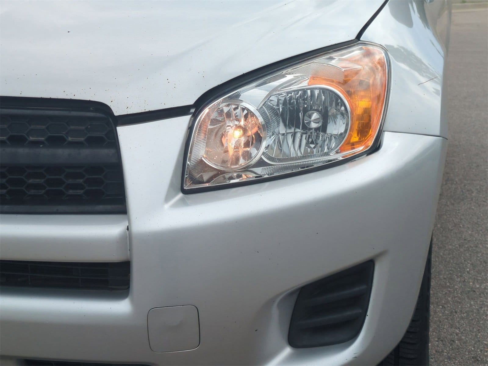 Thumbnail: 2011 Toyota RAV4 - 11