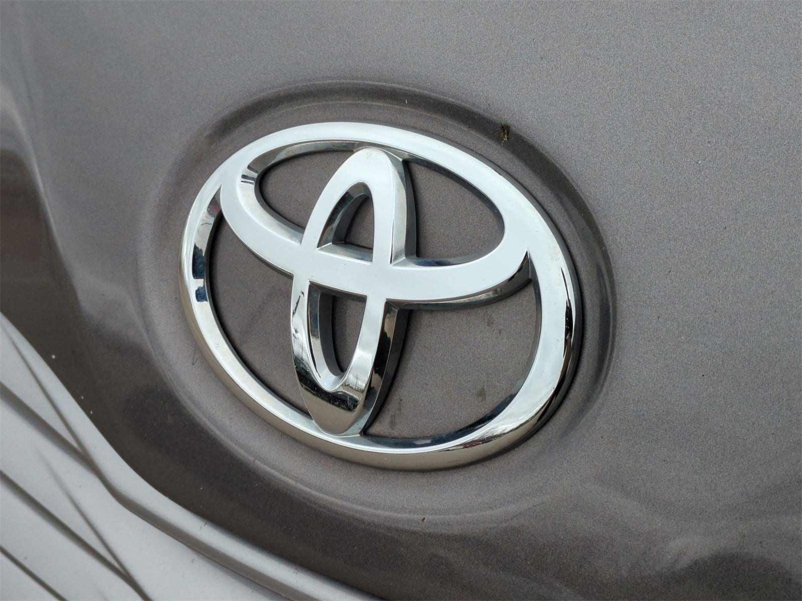 Thumbnail: 2017 Toyota Sienna - 12