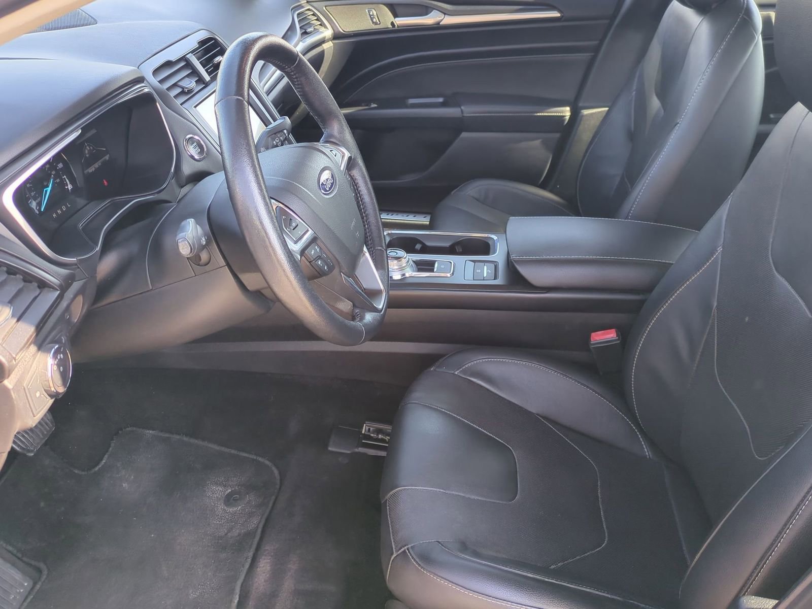 Thumbnail: 2019 Ford Fusion - 16