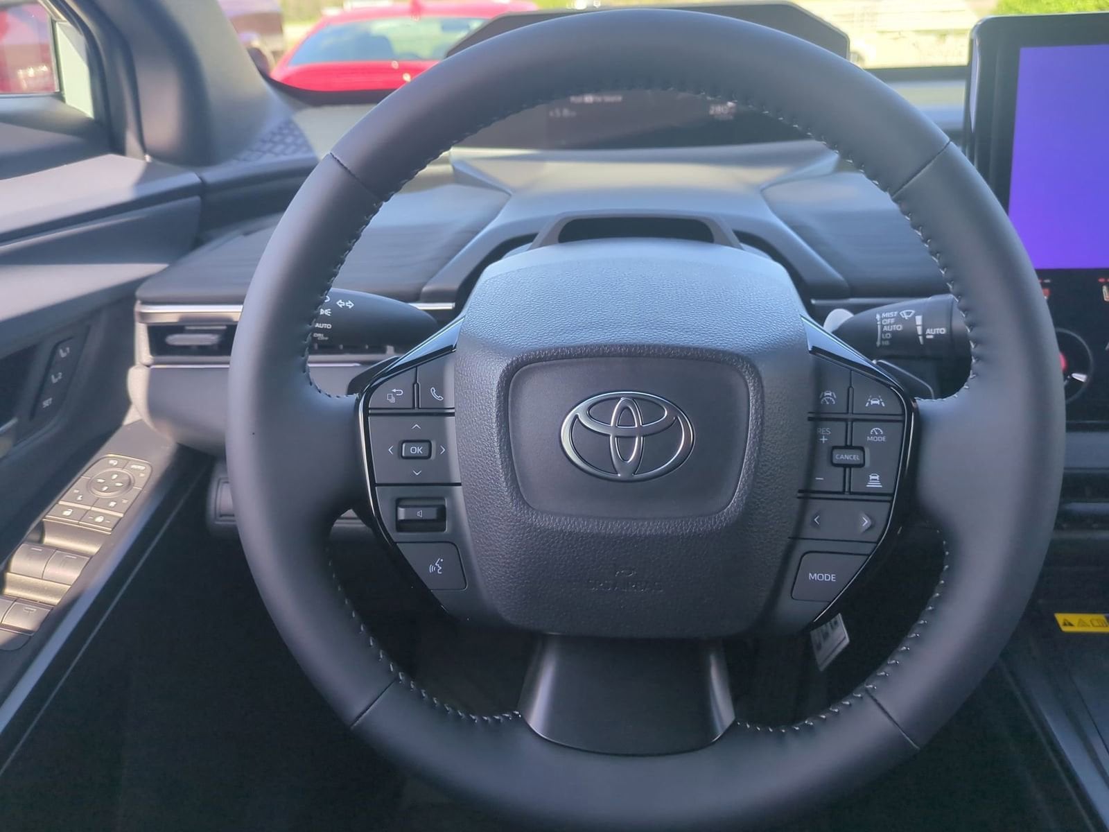 2026 Toyota C-HR XSE - Photo 22