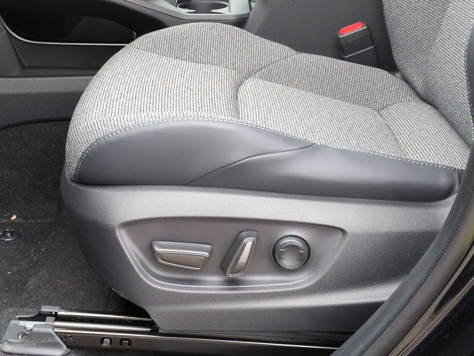 Thumbnail: 2026 Toyota bZ - 18