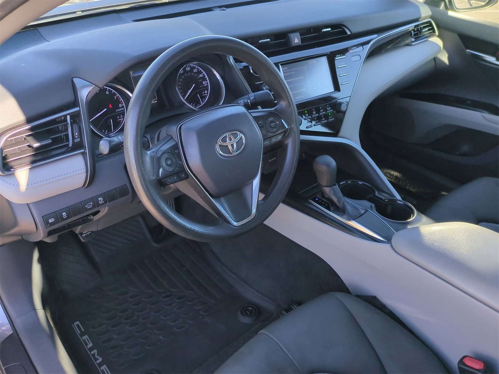 Thumbnail: 2019 Toyota Camry - 10