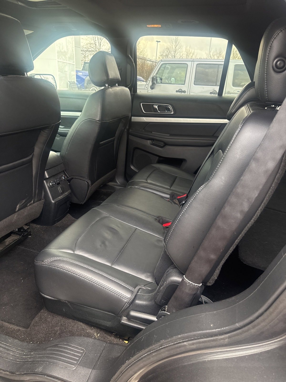 Thumbnail: 2016 Ford Explorer - 3