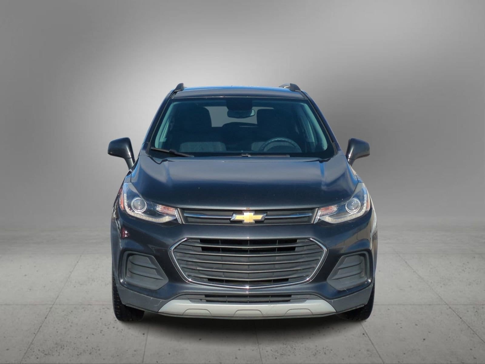 Thumbnail: 2017 Chevrolet Trax - 3