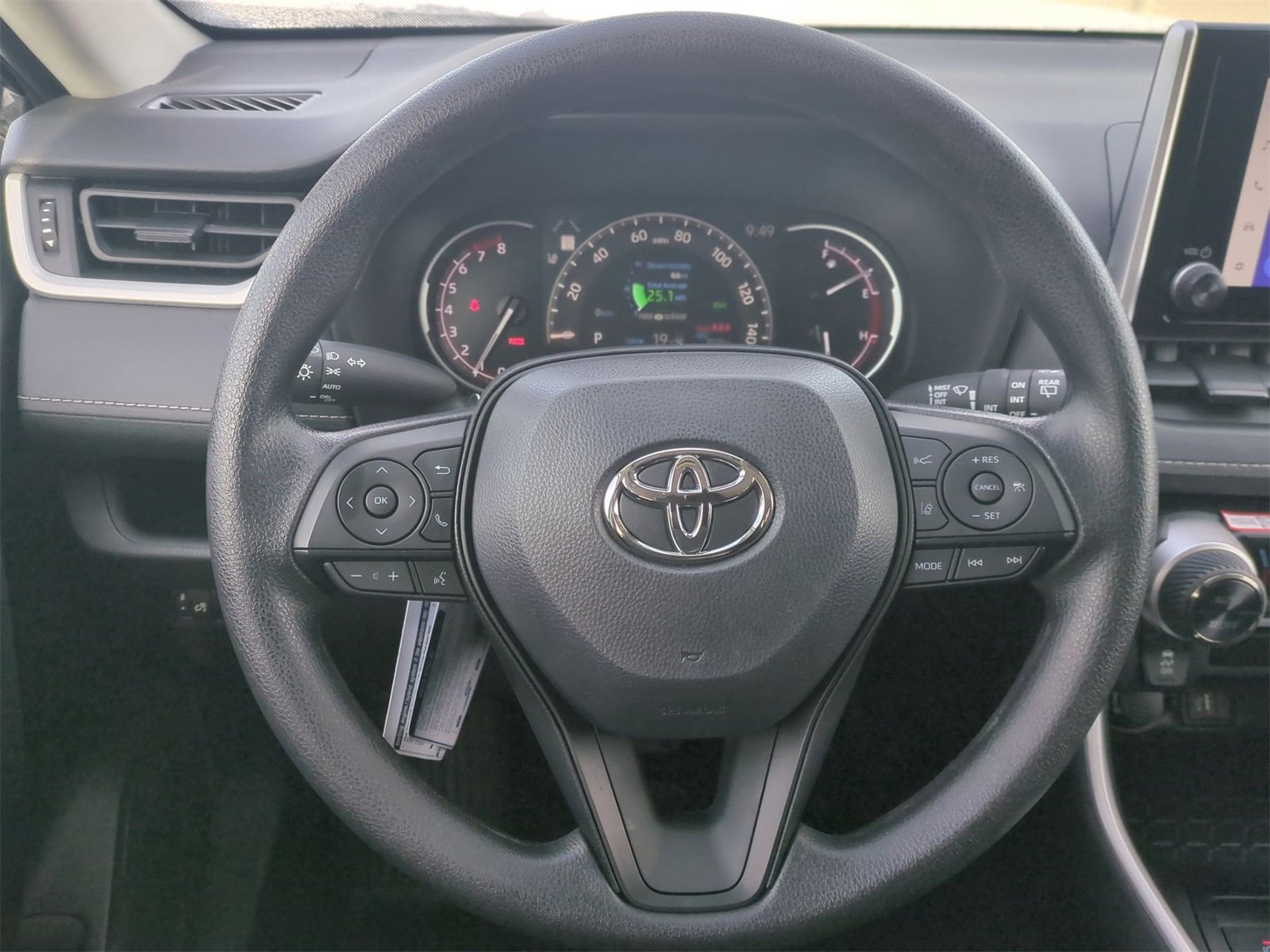 Thumbnail: 2025 Toyota RAV4 - 22