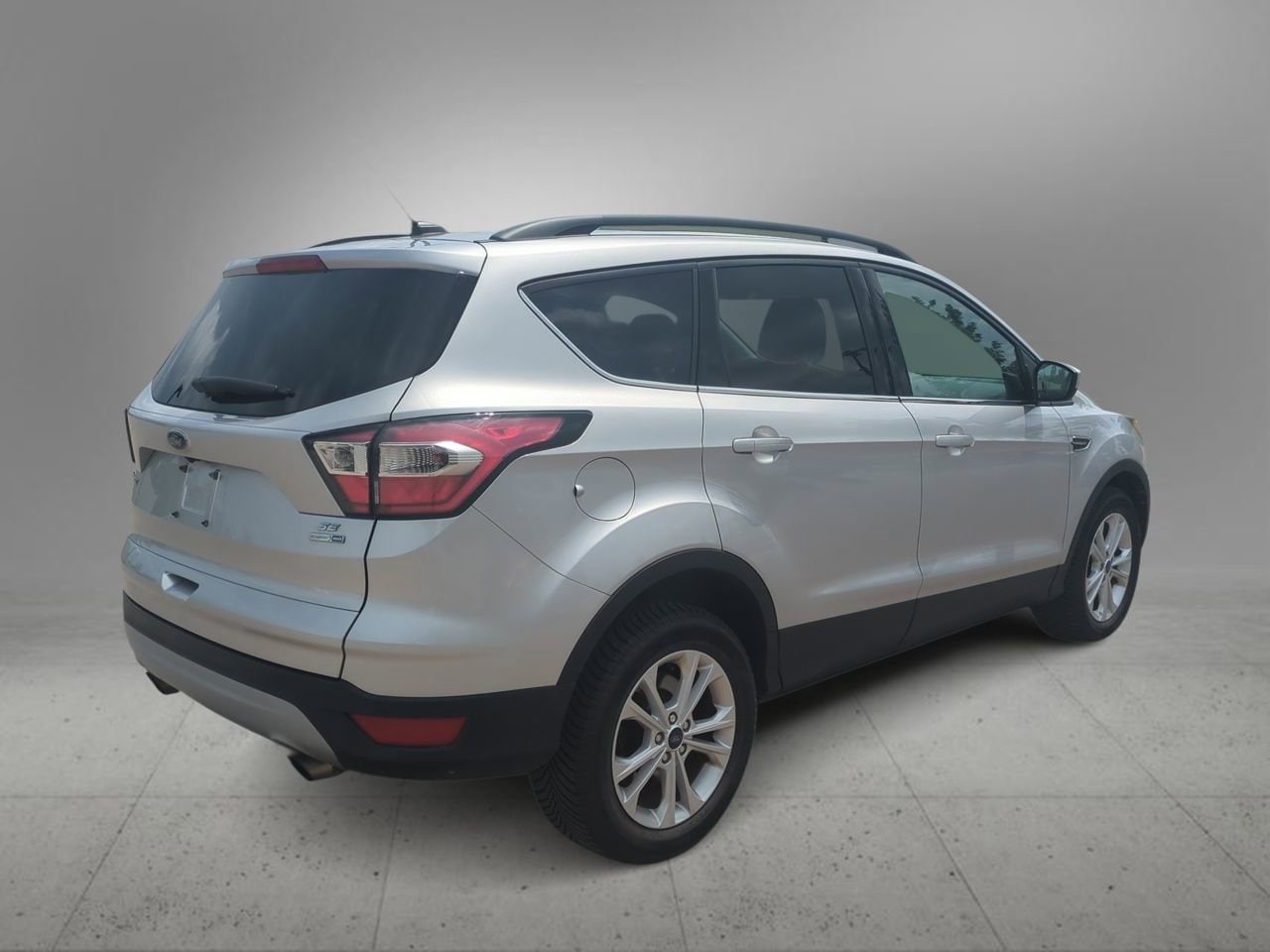 Thumbnail: 2017 Ford Escape - 8