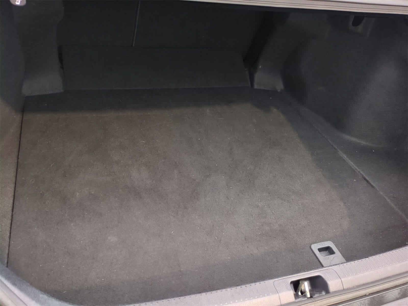 Thumbnail: 2021 Toyota Camry - 32