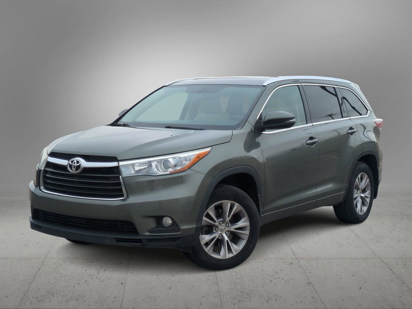 2015 Toyota Highlander XLE -
                  Farmington Hills, MI