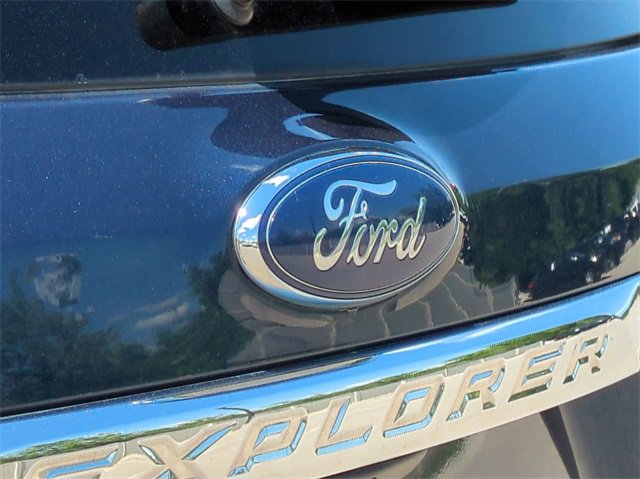 Thumbnail: 2017 Ford Explorer - 12