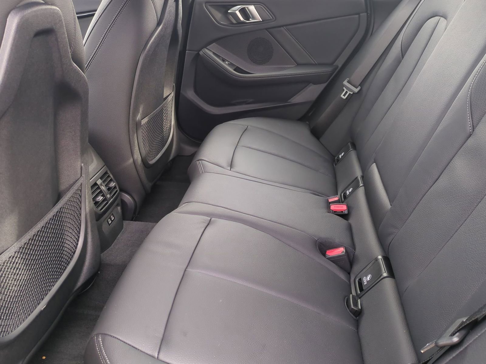 Thumbnail: 2024 BMW 2 Series - 20