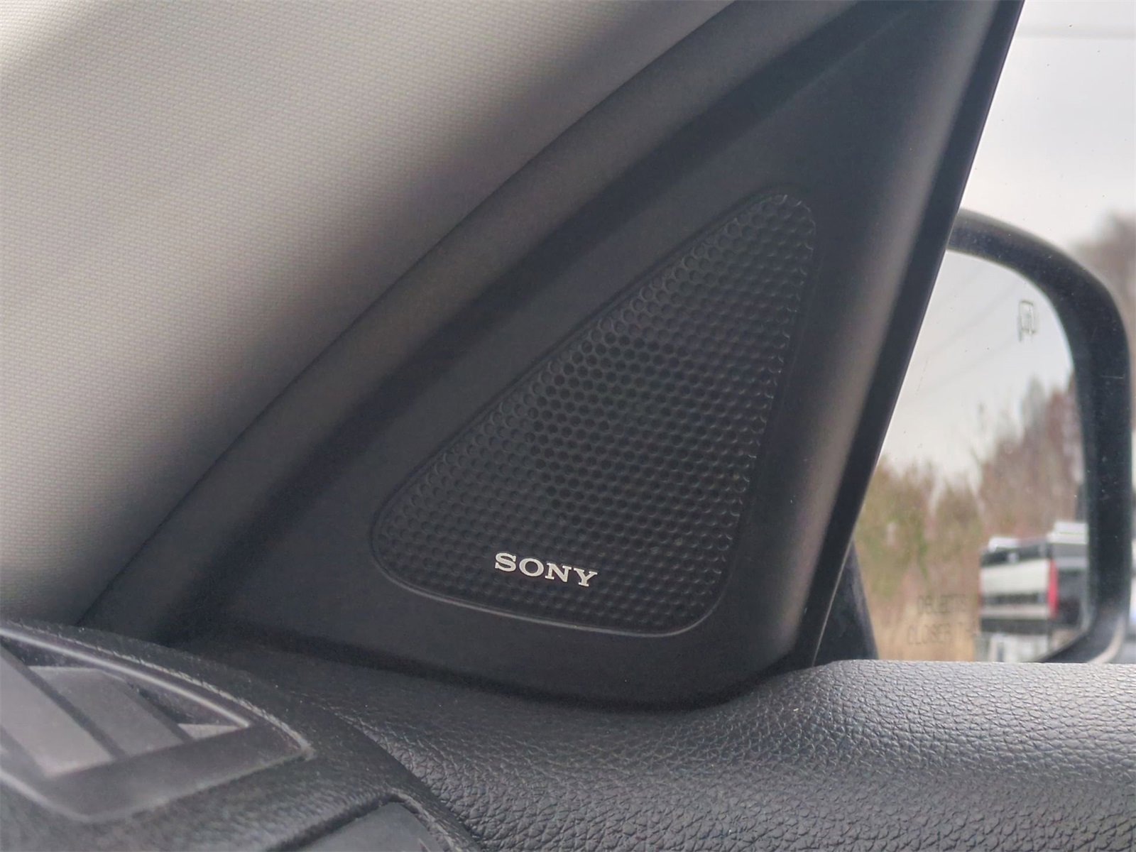 Thumbnail: 2010 Ford Fusion - 29