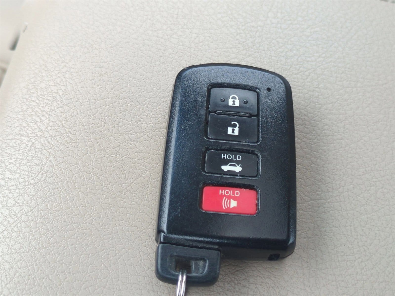 Thumbnail: 2014 Toyota Camry - 36