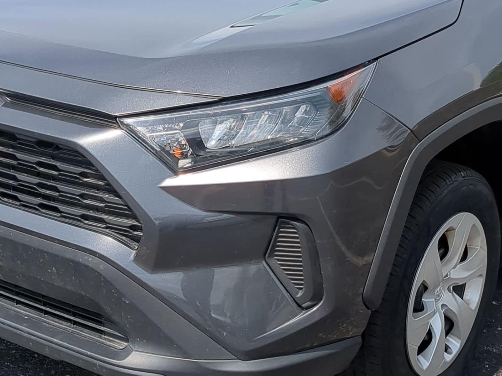 Thumbnail: 2019 Toyota RAV4 - 11