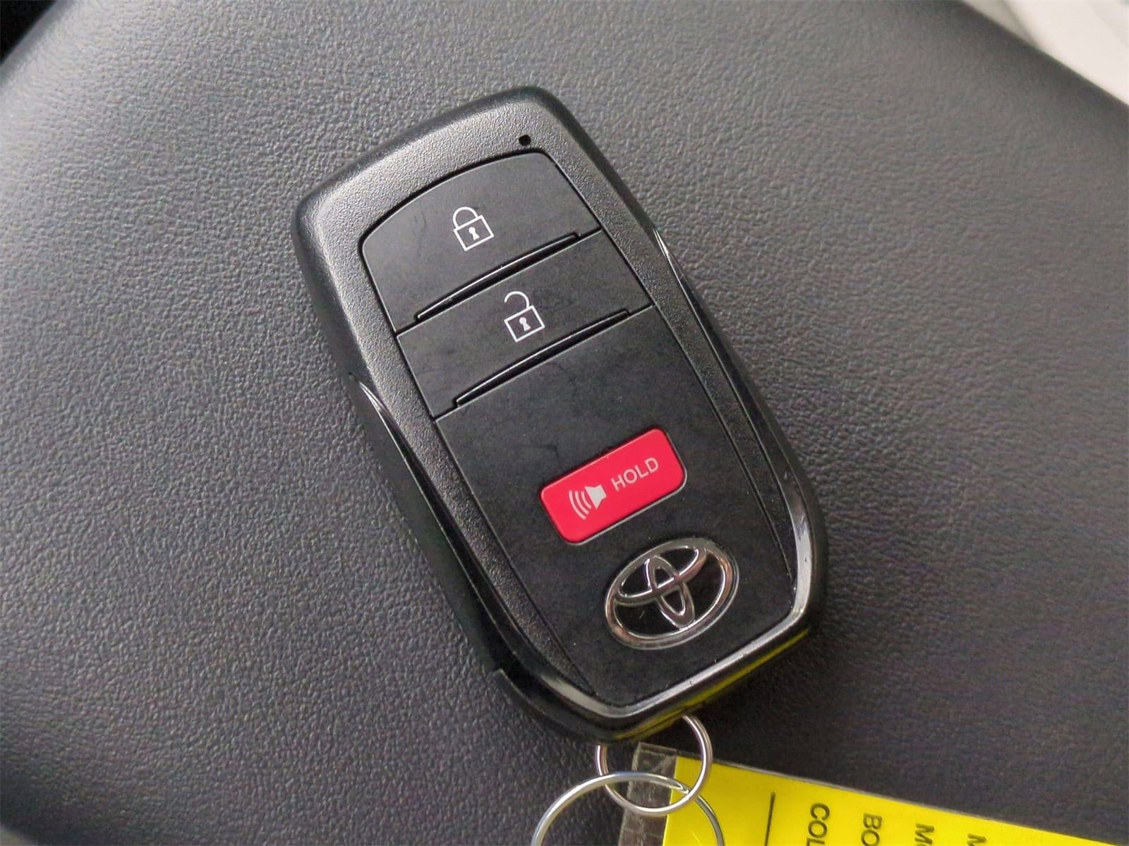 Thumbnail: 2025 Toyota Prius - 35