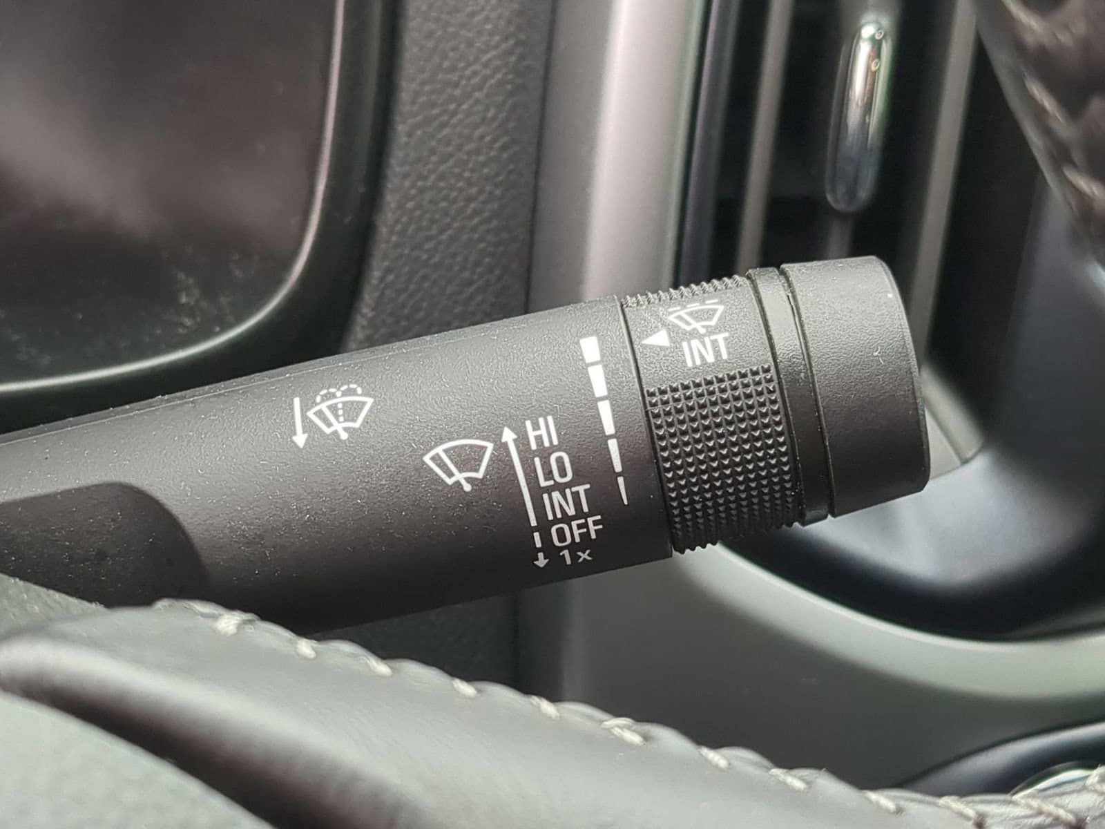 Thumbnail: 2022 Chevrolet Colorado - 25